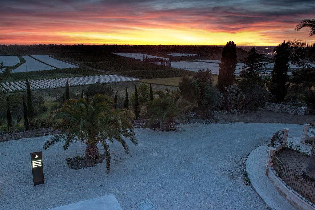 Masseria Della Volpe Casale Modica ภายนอก รูปภาพ